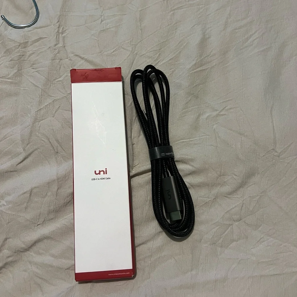 USB C to HDMI Cable